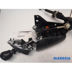 Renault - Trafic - Versnellingspook