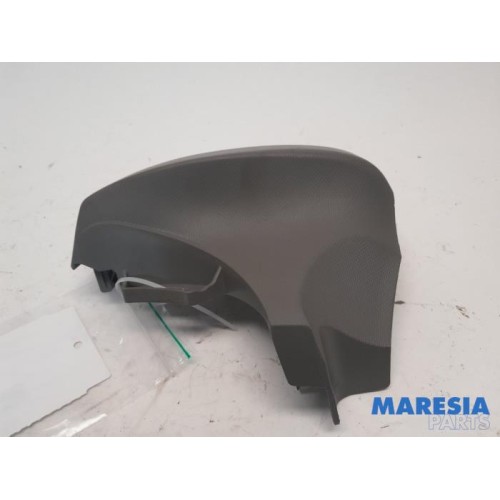 Renault - Trafic - Armaturenbrett Teil
