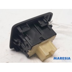 Renault - Trafic - Electric window switch