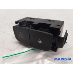 Renault - Trafic - Panic lighting switch