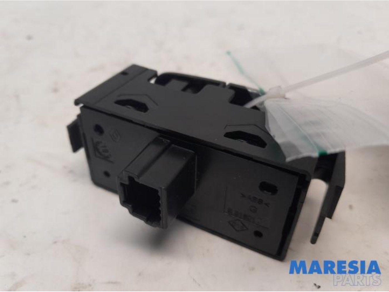 Renault - Trafic - Panic lighting switch