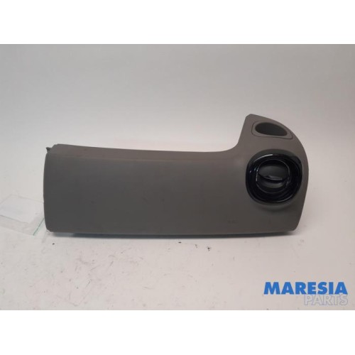 Renault - Trafic - Airbag rechts (Dashboard)