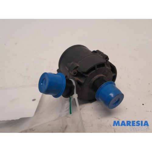 Renault - Trafic - Additional water pump