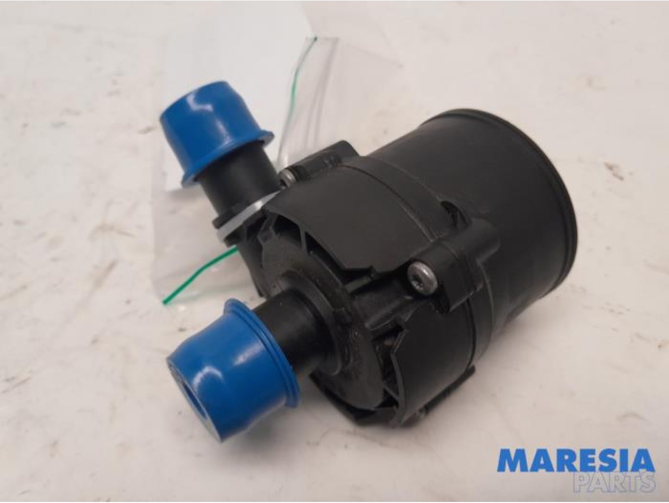 Renault - Trafic - Additional water pump