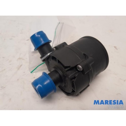 Renault - Trafic - Additional water pump