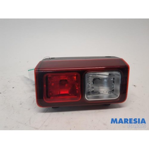 Renault - Trafic - Reversing light, left