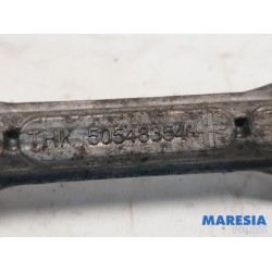 Alfa Romeo - Stelvio - Anti-roll bar guide