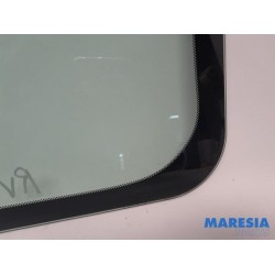 Renault - Trafic - Quarter light, front right