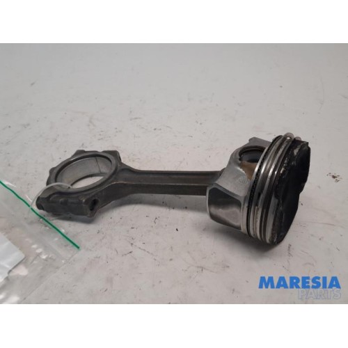Renault - Twingo - Piston