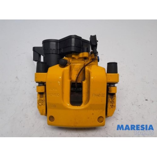 Alfa Romeo - Stelvio - Rear brake calliper, left