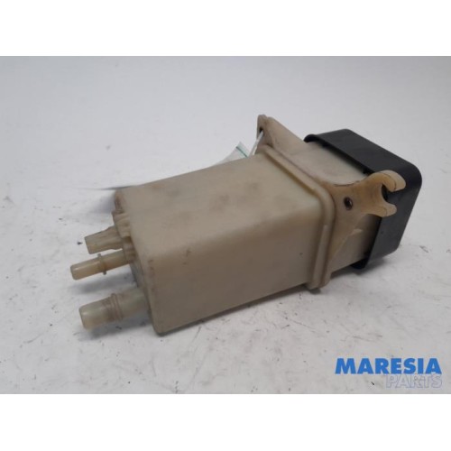 Fiat - Ducato - Power steering fluid reservoir