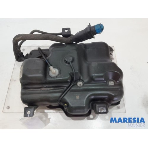 Renault - Trafic - Adblue tank