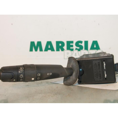 Citroen - Xantia - Richtingaanwijzer Schakelaar