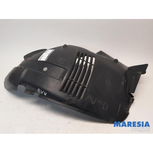 Renault - Trafic - Wheel arch liner