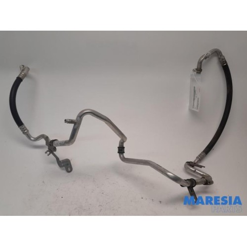 Renault - Trafic - Air conditioning line
