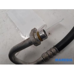 Renault - Trafic - Air conditioning line
