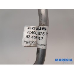 Renault - Trafic - Air conditioning line