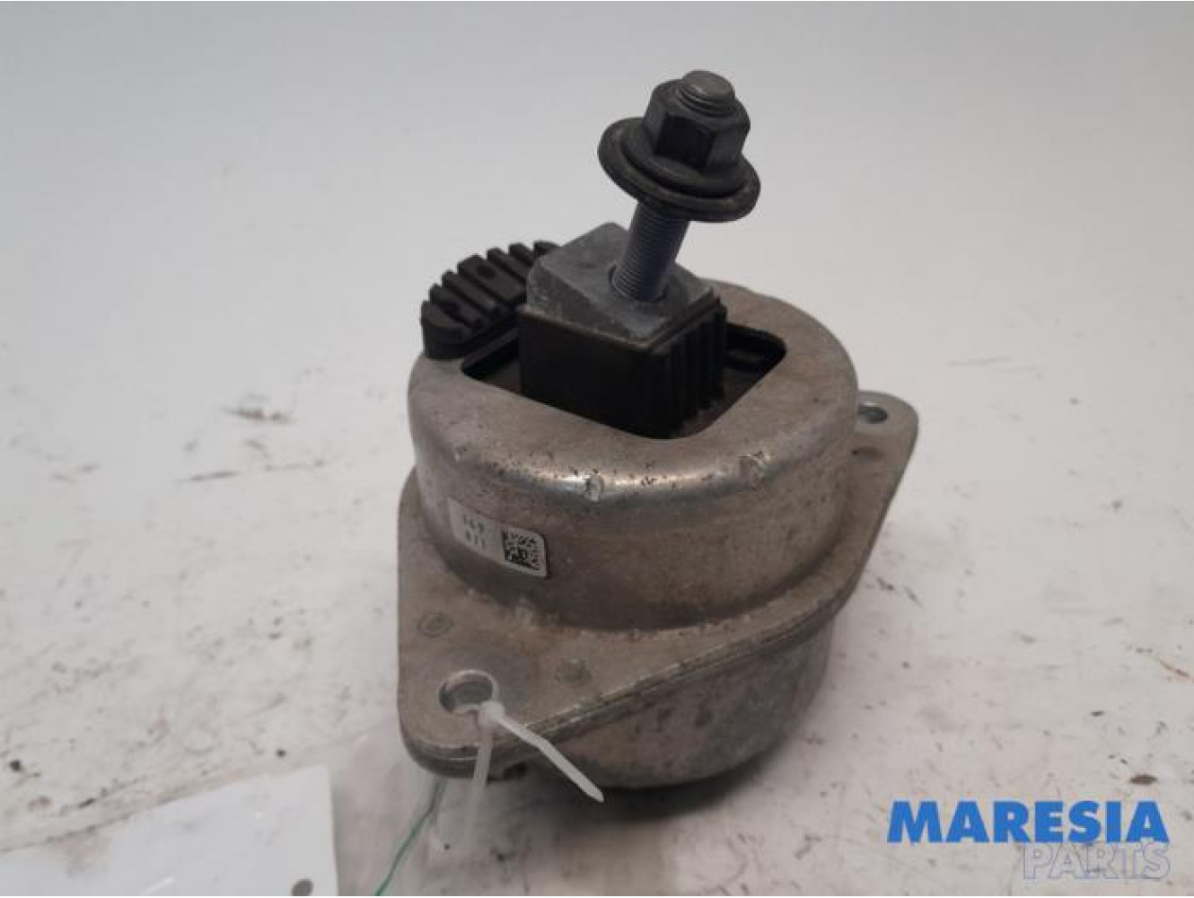Alfa Romeo - Stelvio - Engine mount