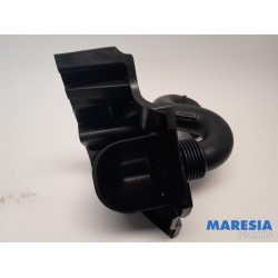 Renault - Trafic - Air intake hose