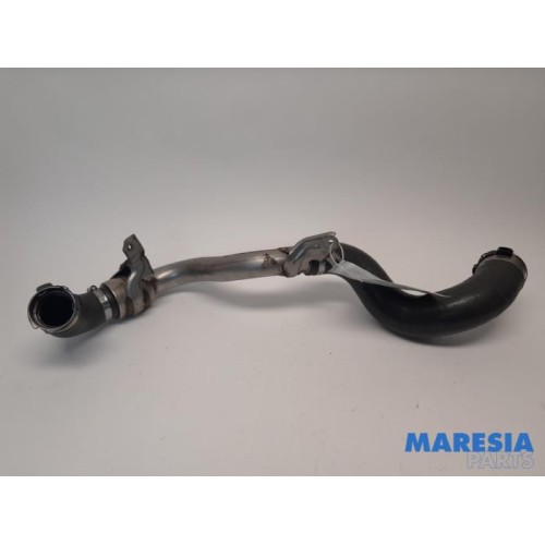 Renault - Trafic - Intercooler Buis
