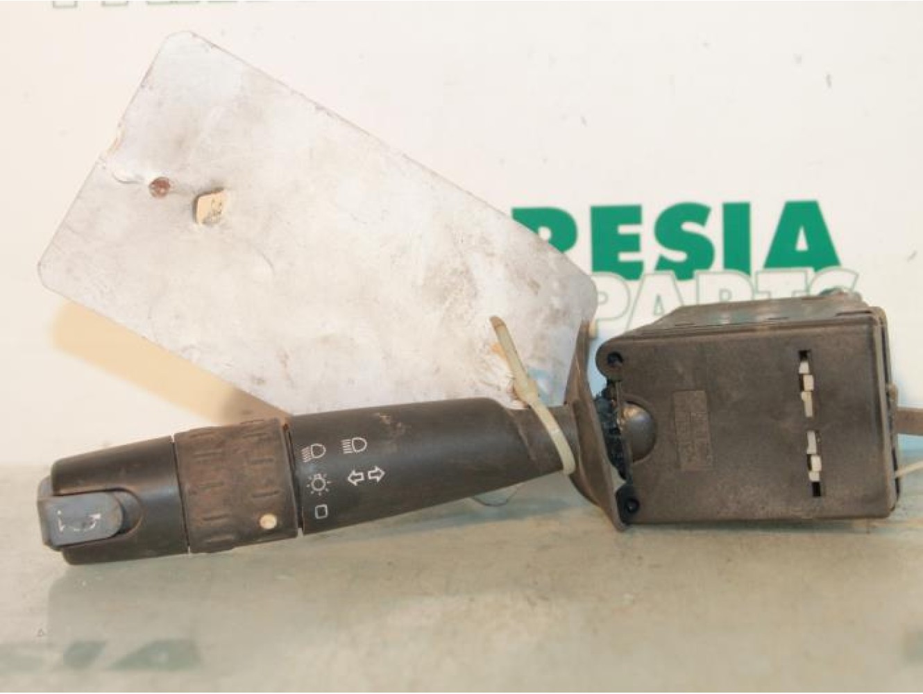 Citroen - Xantia - Indicator switch
