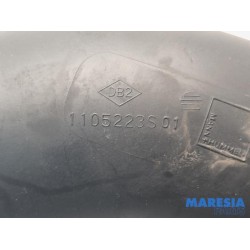 Renault - Trafic - Air intake hose