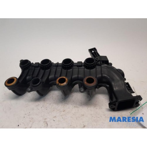 Peugeot - 308 - Intake manifold