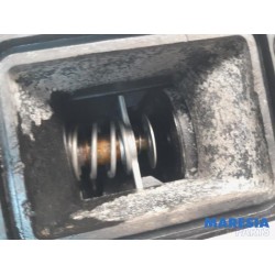 Peugeot - 308 - Thermostat housing