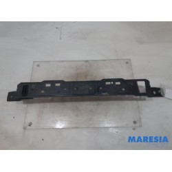 Peugeot - Expert - Radiator bar