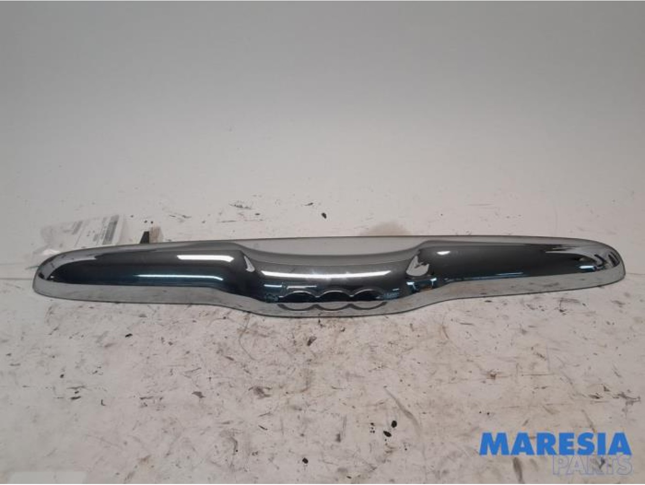 Fiat - 500 - Tailgate handle