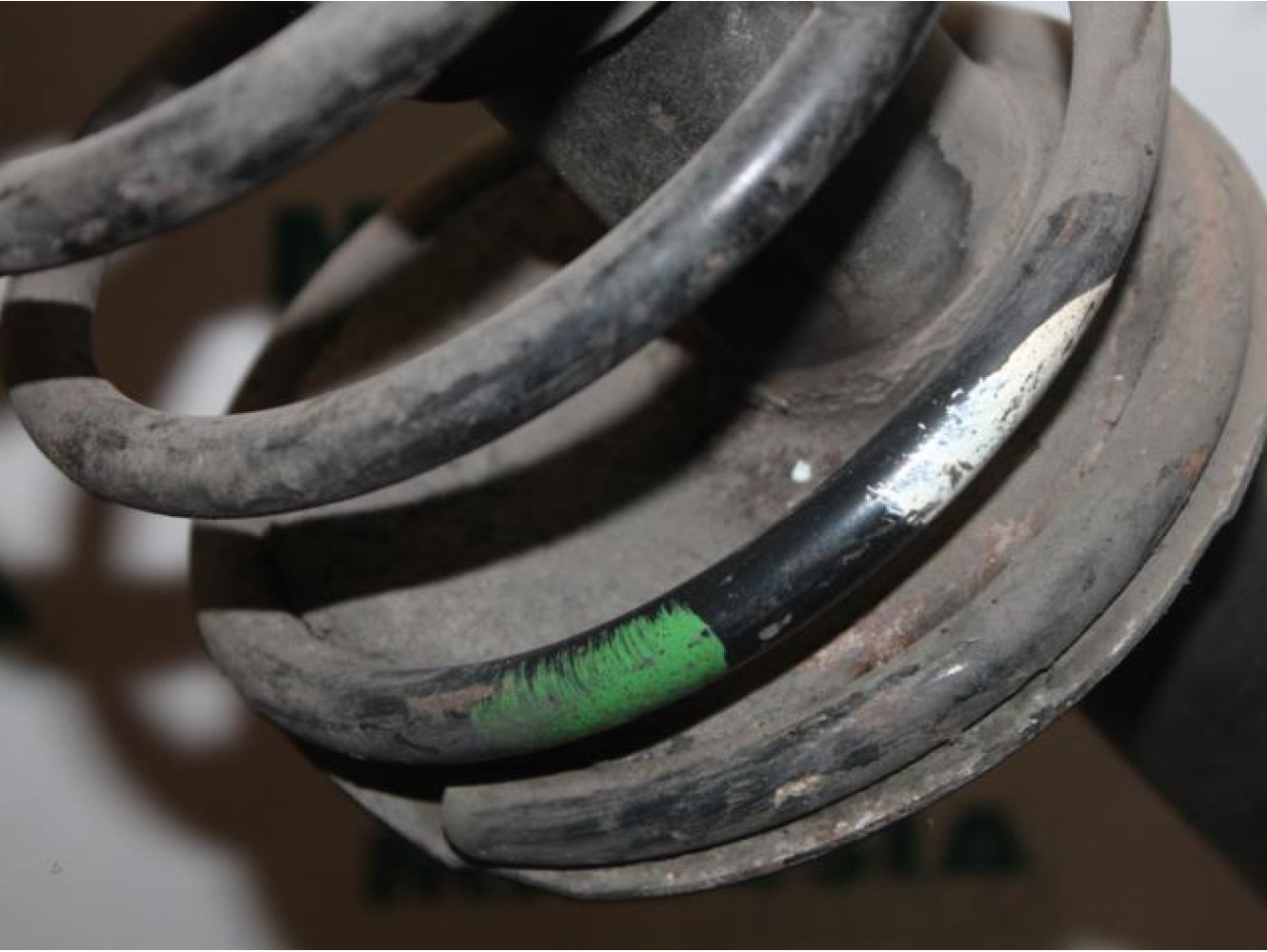 Citroen - ZX - Front shock absorber rod, right