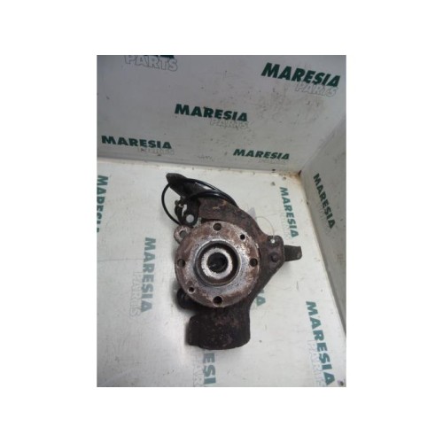 Lancia - Lybra - Knuckle, front left