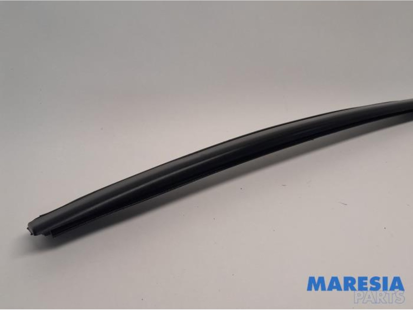 Renault - Trafic - Frontscreen frame
