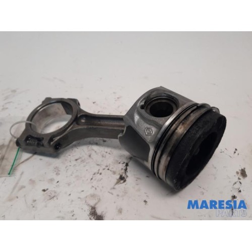 Fiat - Talento - Piston