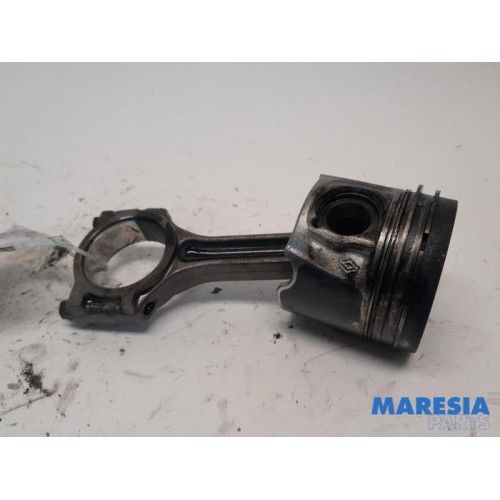 Fiat - Talento - Piston