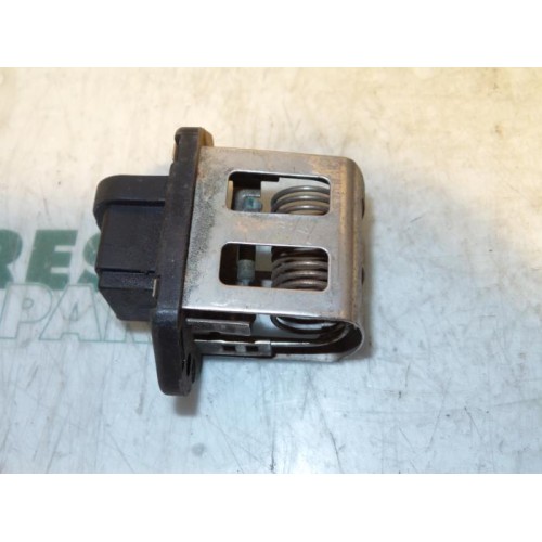 Renault - Clio - Heater resistor