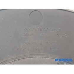 Renault - Trafic - Wheel cover (spare)