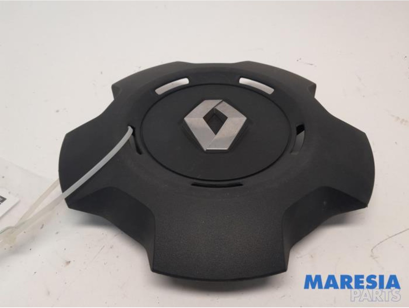 Renault - Trafic - Wheel cover (spare)