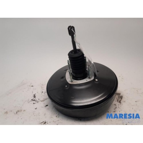 Renault - Trafic - Brake servo
