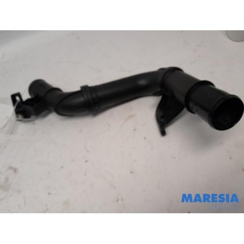 Renault - Trafic - Intercooler tube