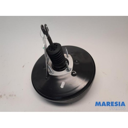 Renault - Trafic - Brake servo
