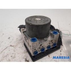 Renault - Trafic - ABS pump