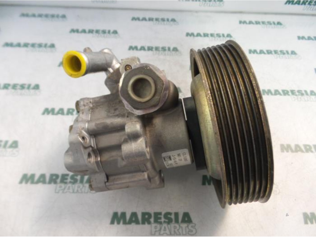 Alfa Romeo - 155 - Power steering pump