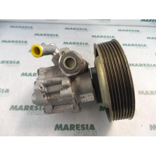 Alfa Romeo - 155 - Power steering pump