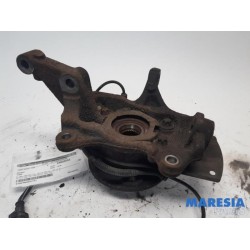 Renault - Trafic - Knuckle, front right