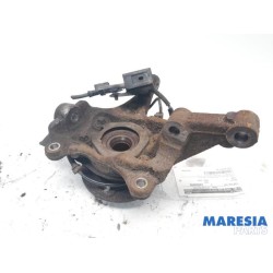 Renault - Trafic - Fusee links-voor