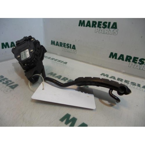 Renault - Laguna - Throttle pedal position sensor