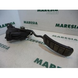 Renault - Laguna - Throttle pedal position sensor