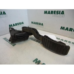 Renault - Laguna - Gaspedalposition Sensor