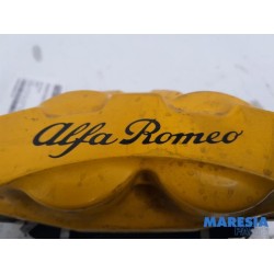 Alfa Romeo - Stelvio - Remklauw (Tang) rechts-voor